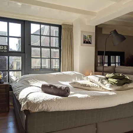 Lanestay Damsquare Bed & Breakfast Amsterdam