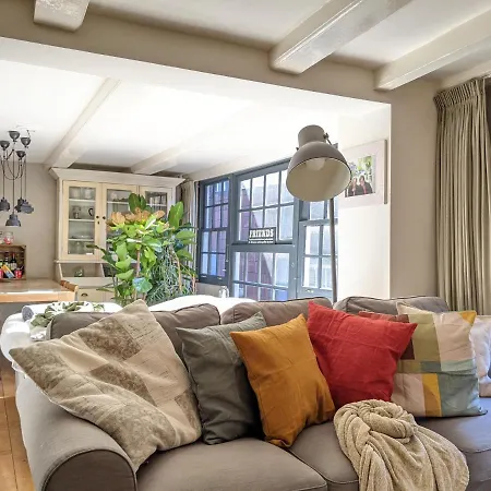 Gasthuis Lanestay Damsquare