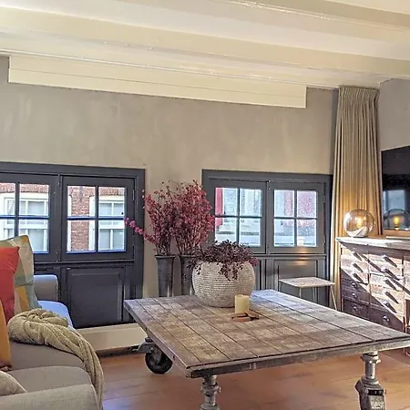 Lanestay Damsquare 3* Amsterdam